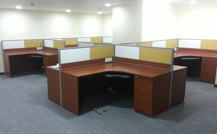 + Shaped Cubicle Work Station